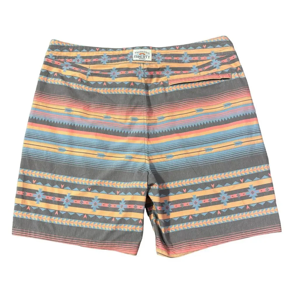 Faherty Doug Good Feather Native Design Board Shorts Swim Surf Men’s Size 32
